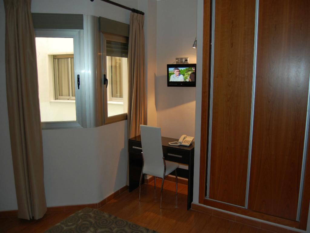 Hotel Almoradi Room photo